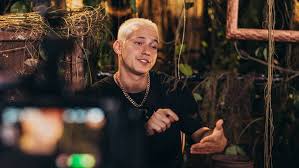 Após reunir um time de artistas de peso, formado por mc poze do rodo, l7nnon, xamã, chris mc, azyy, lourena, cynthia luz e ryan sp. Rapper Pk Participa Do Poesia Acustica 10 Confira