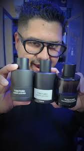 Velvet Rose Mast Perfume Baharara disponible en lrlux.com al mejor precio!  $$$