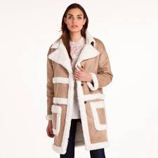 Testeur de couleur de peau et valise de rangement. Manteau Peau Lainee Femme 3 Suisses Collection Blanc 3 Suisses