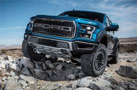Gracias al conocimiento, las habilidades y la experiencia de nuestras unidades ford racing, team rs y otras divisiones de vehículos especiales, logramos desarrollar ford performance, una unidad de la marca con una clara. Ford F 150 Raptor