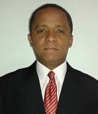 Docente de Engenharia Mecânica aprovado em 1º lugar no Doutorado ::  UniEVANGÉLICA