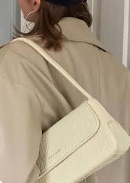 pin by shopthetrendblog fashion be on fashion in 2021 second hand clothes fashion fashion bags