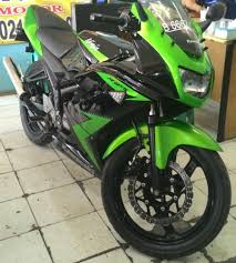 Ninja r warna hijau keluaran 2014 / ninja r warna hijau keluaran 2014 : Ninja Krr 2014 Jual Motor Kawasaki Ninja Pamulang Barat Tangerang Selatan