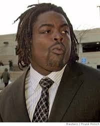 Bears' Tank Johnson faces the music -- sort of