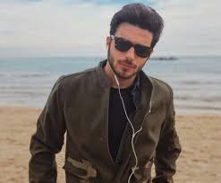 Can T Help Falling In Love Il Volo Gianluca Ginoble Il Volo Volo Amore Canto
