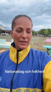 🇸🇪✨ IDAG KL. 15 — MOSQUITO NATIONALDAG I TANTOLUNDEN! ✨🇸🇪 Sveriges  skönaste folkfest är tillbaka! Thomas Gylling, Jocke Stenhammar, Eddie  Cabrera, Jennifer Love & Mosquito-familjen bjuder in till en ...