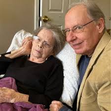 Rainbow with Starship! Good luck sign ahead of Flight 9 today 🌈🚀🤞