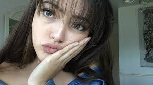 Andrea Weikel's Instagram, Twitter & Facebook