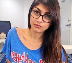 Rae sremmurd ft gucci mane judul : Ilovefriday Mia Khalifa Lyrics Genius Lyrics