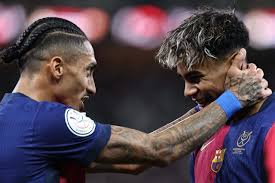How Raphinha became a world-beater for Barcelona – and how he compares to  their Brazilian greats - The Athletic
