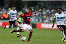 Coritiba face tough 1st leg against flamengo. Flamengo Vence O Coritiba No Couto Pereira E Segue Na Cola Do G4 Lance