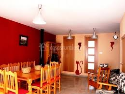 En fines de semana, minimo dos noches todas las estancias tienen ventana a la calle. Casa Rural Bekirent Bocairent Valencia