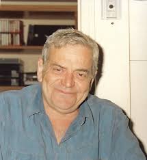 Giannis Theodorakis nació en Ioannina el 22 de Septiembre de 1932. Fue...