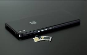 In the instruction below, we show you how to smoothly set up sim lock in samsung g892a s8 active. Broken Sim Card Tray Never Do This Blogtechtips