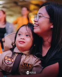 Guests, families and kids hopped