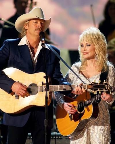 Go shake up heaven. Alan Jackson’s tear-jerking goodbye to Dolly Parton.  🤍, The world has lost an absolute angel. Dolly Parton has passed away,  leaving behind an unmatched legacy of 100 million ...