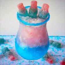 Bubblegum Bottle Fizz Cocktail Tipsybartender Com Cocktails Fun Drinks Alcohol