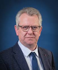 sedan mag 161-28p.indd