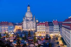 Grand marché de sanary (var). Le Plus Emblematique Le Marche De Noel De Dresde Les Plus Beaux Marches De Noel De France Et D Europe Elle