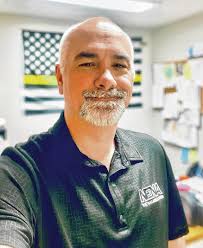 After 24 years with SPD dispatch, local man moves