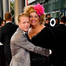 © tvnow / stefan gregorowius, spoton. Wer Wird Millionar Prominenten Special Anke Engelke Sturzt Ab Gala De