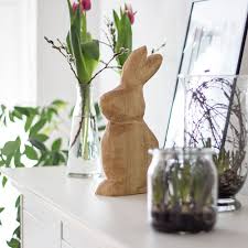 Holzhase Geschnitzt 3d Optik Hinum Und Herum Osterdekoration Fruhlings Dekoration Osterdekoration Schnitzen