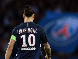 Daniel frahn (mi.) ist nicht amüsiert. Zlatan Ibrahimovic Abschied Von Psg Mit Doppelpack Und Lassiger Trikot Aktion Eurosport