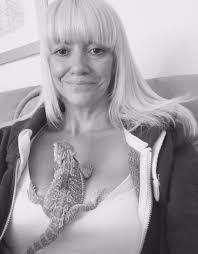 Tracy Pollock's Instagram, Twitter & Facebook