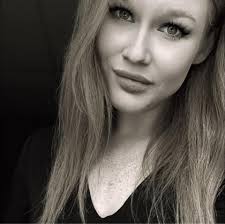 I'm not sure if anyone from Merickville follows this page, but if they do,  if the person who was walking around Merickville today taking photos  happened to take any of me walking