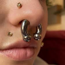 Why Is My Nose Ring Sore? How To Tell When Your Nose Ring Is Infected
