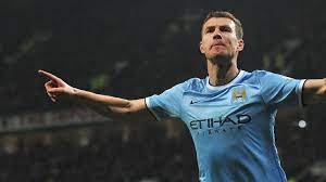 Profilo di edin dzeko (35) ➤ as roma ➤ scheda, valore di mercato, statistiche, mercato, carriera e tanto altro. Dzeko Doppelpack Bei City Derbysieg Die Uefa Uefa Com