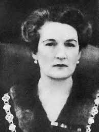 Gwladys Helen (Beckett) Cholmondeley (1898-1943)