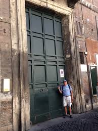 This romantic hotel is 0.3 mi (0.4 km) from piazza venezia and 0.3 mi (0.5 km). Cafe Bistro 318 Busybeetraveler