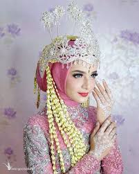 Siger sunda syari | pengantin sunda siger hijab modern ikawati fitria adalah mua asal bogor yang sangat. 50 Refrensi Lengkap Kebaya Sunda Siger Modern