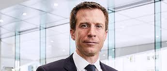 British Land chief Carter sees 10% fall in remuneration