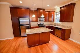 Engages in the provision of furniture, electronics, appliances, computers, and smartphones through flexible rental purchase agreements. Ccsyyoi Fzxpom