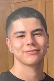 Ryan Gomez's Instagram, Twitter & Facebook