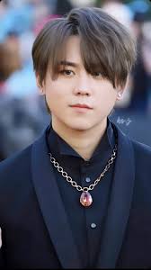 2025 的16 个姜濤点子| 名人, 炸雞, 可樂