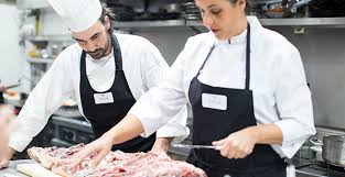 En oficina empleo encontrarás todas las ofertas de trabajo de ayudante de cocina. Ayudante De Cocina Empleo News