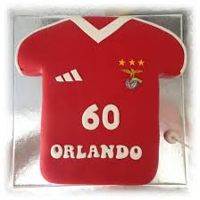Bolo Camisola Futebol Benfica Bolos De Aniversario Bolo Bolo De Pasta Americana