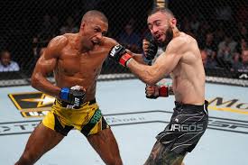 Barboza overwhelms burgos with flurry in first two rounds. Edson Barboza Comemora Terceira Luta Principal No Ufc Continuo Sendo Bom Entretenimento Combate Ge