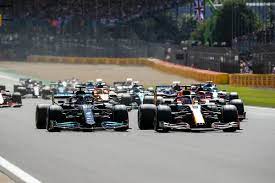 Huge verstappen crash after contact with championship rival hamilton. Formel 1 Verstappen Crash So Urteilen Briten Und Niederlander
