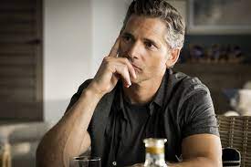 Cast connie britton, eric bana. Dirty John Staffel 1 Film Rezensionen De