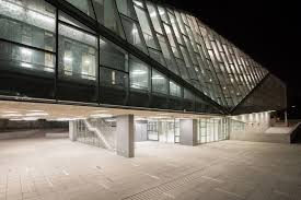 Nuestros edificios y campus académicos se encuentran emplazados en torno al parque almagro, importante pulmón verde de santiago. Gallery Of Universidad De Chile Juan Gomez Millas Campus Classroom Building Marsino Arquitectura 2 University Architecture Education Architecture Architecture