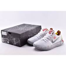 + there's nothing wrong with a black and white classic shoe as this kyrie 5 features a reflective swoosh + the kyrie 5 features a tongue overlay to keep. 100 Original Nike Kyrie 5 Irving Spongebob White Sandy Sports Basketball Shoes Nba Shoes Shopee Philippines