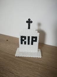 29 septembre 2016 manzabull aucun commentaire activité, halloween, hama, perle, perles, repassé, repasser. Halloween 5 Tombes Rip Decoration En Perles A Repasser Hama Un Grand Marche