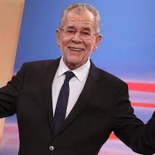 See more of alexander van der bellen on facebook. Victory For Van Der Bellen And The Left Is A Sigh Of Relief For Europe Austria The Guardian