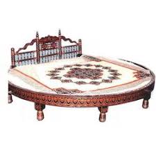 Corner round beds can help saving the space at disposal maximizing the measurements you have. Designer Round Bed At Rs 80000 Piece Round Bed Id 15585376448