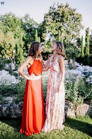 Las bodas de tarde también son preciosas, la luz ayuda a crear un paisaje mágico que dará personalidad propia a vuestro enlace. Protocolo De Las Bodas De Tarde O Noche El Laurel Catering