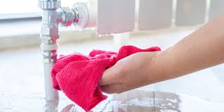 De la buée sur vos vitres ? Fuite Sur Un Wc Causes Possibles Comment Reparer La Chasse D Eau